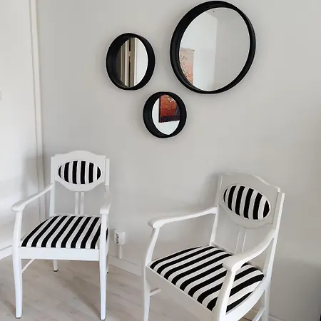 Parvekkeellinen Rantabulevardilla, 1-4 Hengelle Savonlinna